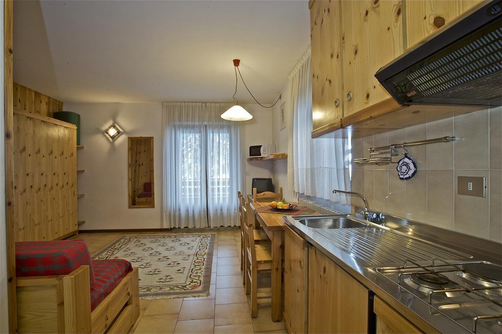 Residence Raffaella Santa Caterina Valfurva Kamer foto