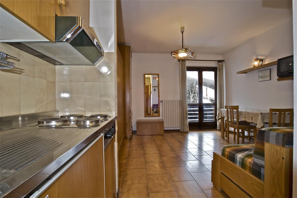 Residence Raffaella Santa Caterina Valfurva Kamer foto