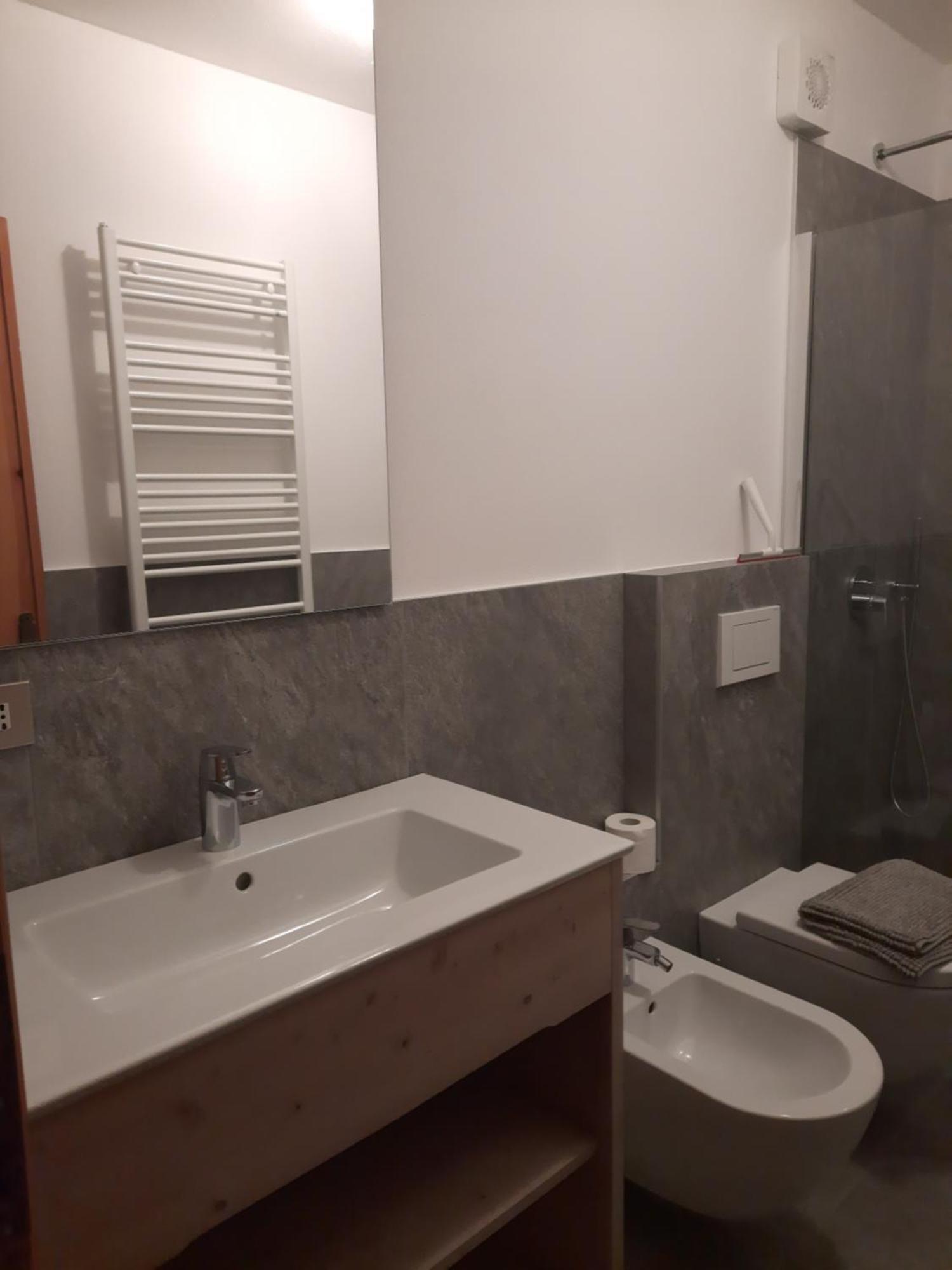 Residence Raffaella Santa Caterina Valfurva Buitenkant foto