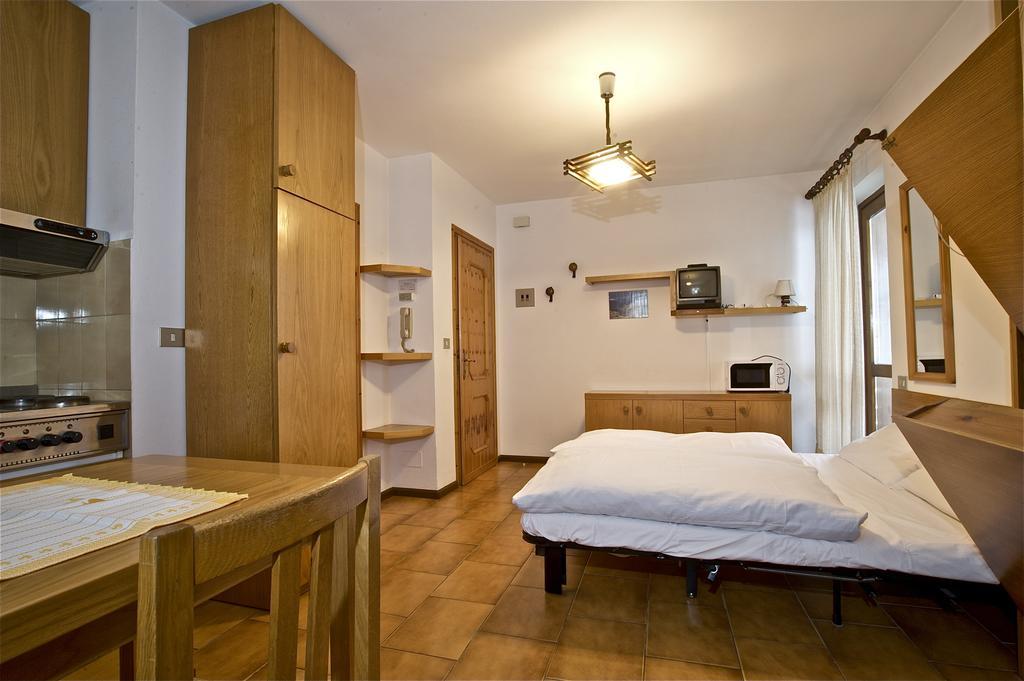 Residence Raffaella Santa Caterina Valfurva Buitenkant foto